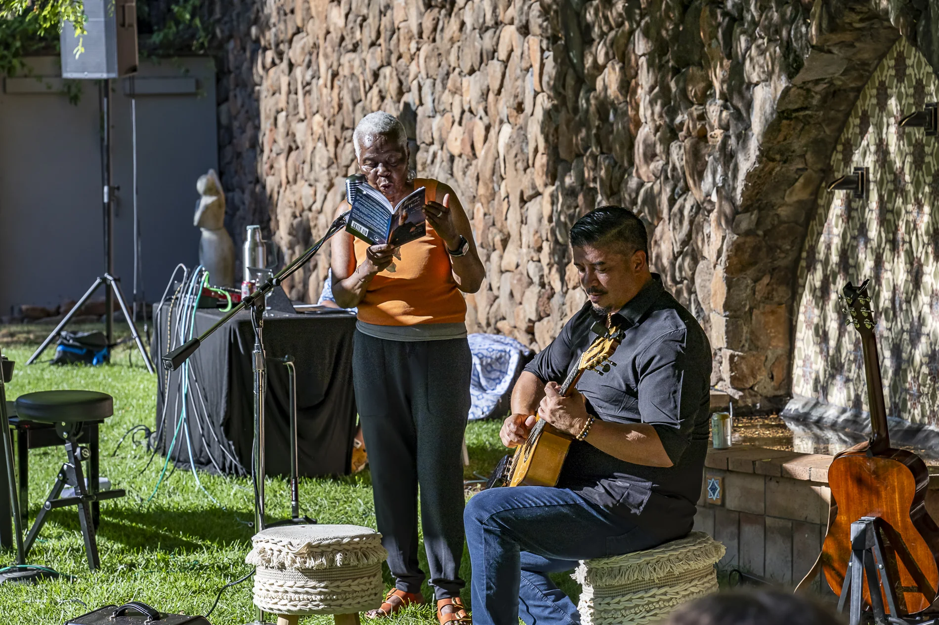 Poetry and music at Harvest